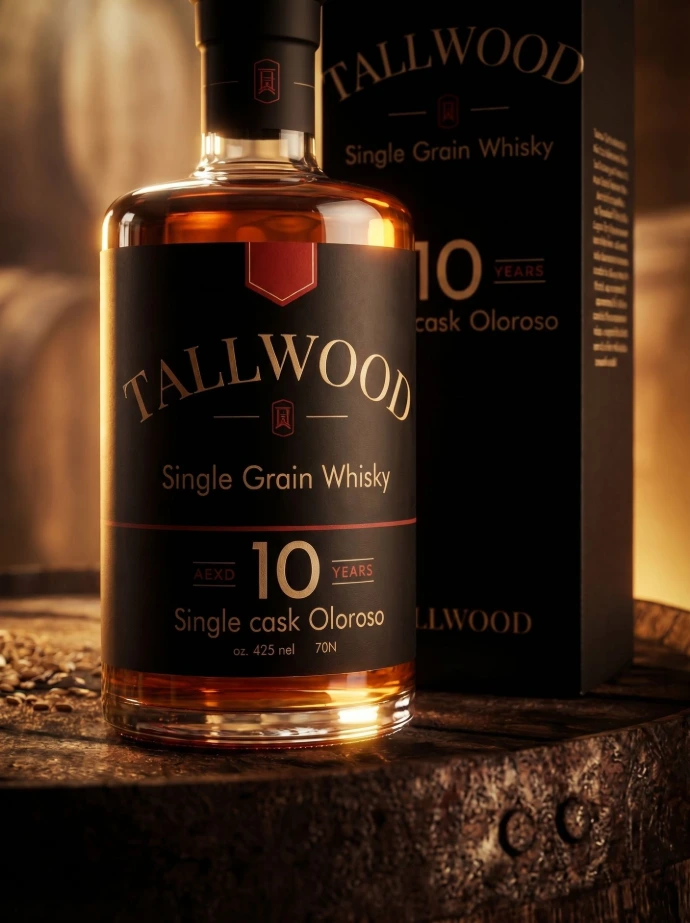 Etiket Tallwood Whisky 10 Jaar ontworpen door NewSpirits